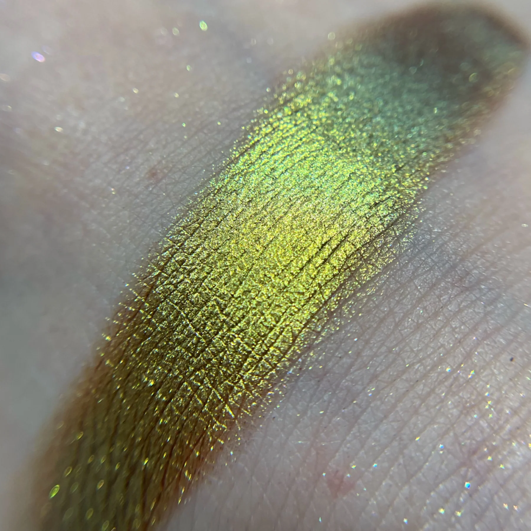 Cobra Single Eyeshadow - Image 2