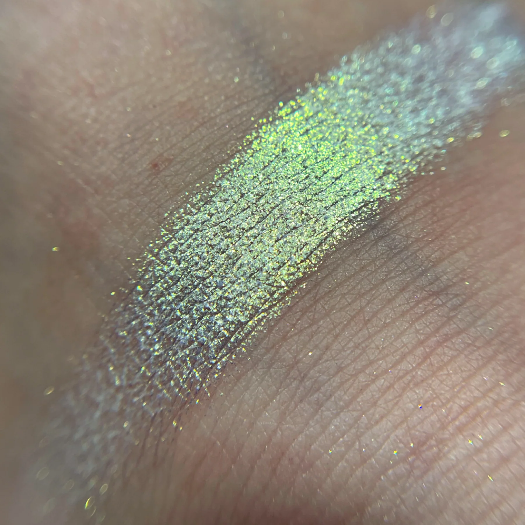 Moonflower Chameleon Single Eyeshadow - Image 2