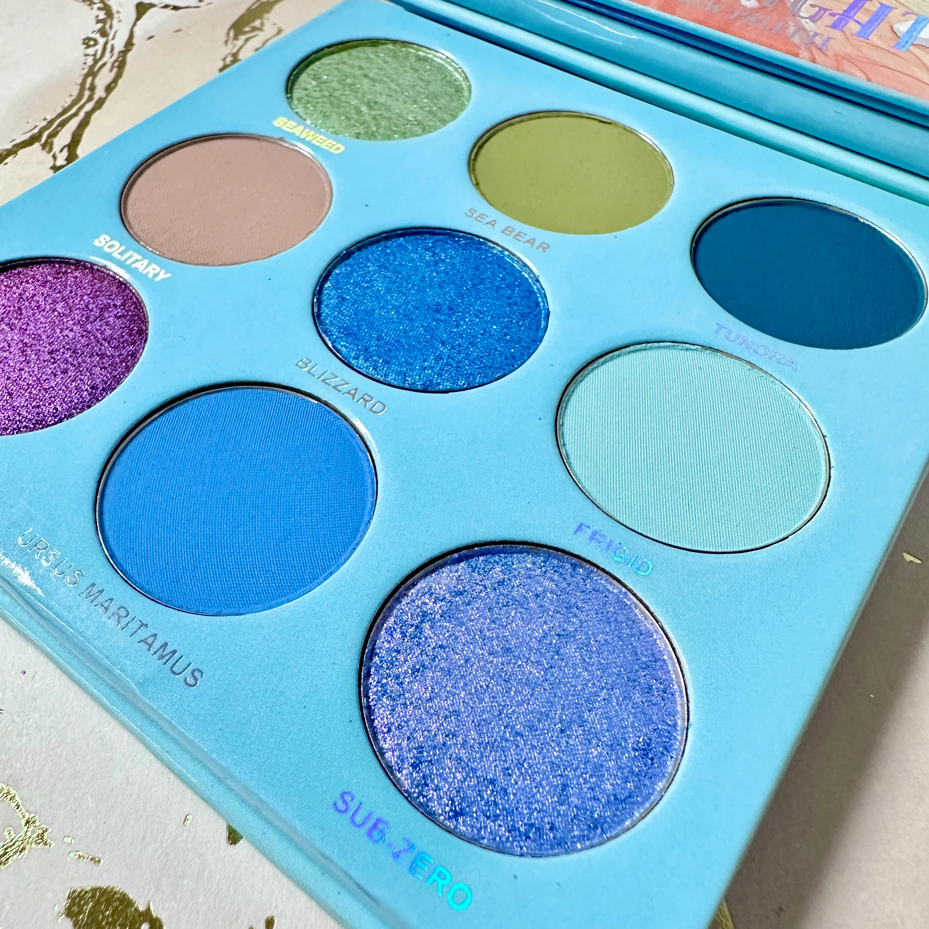 Polar Lights Eyeshadow Palette - Image 4