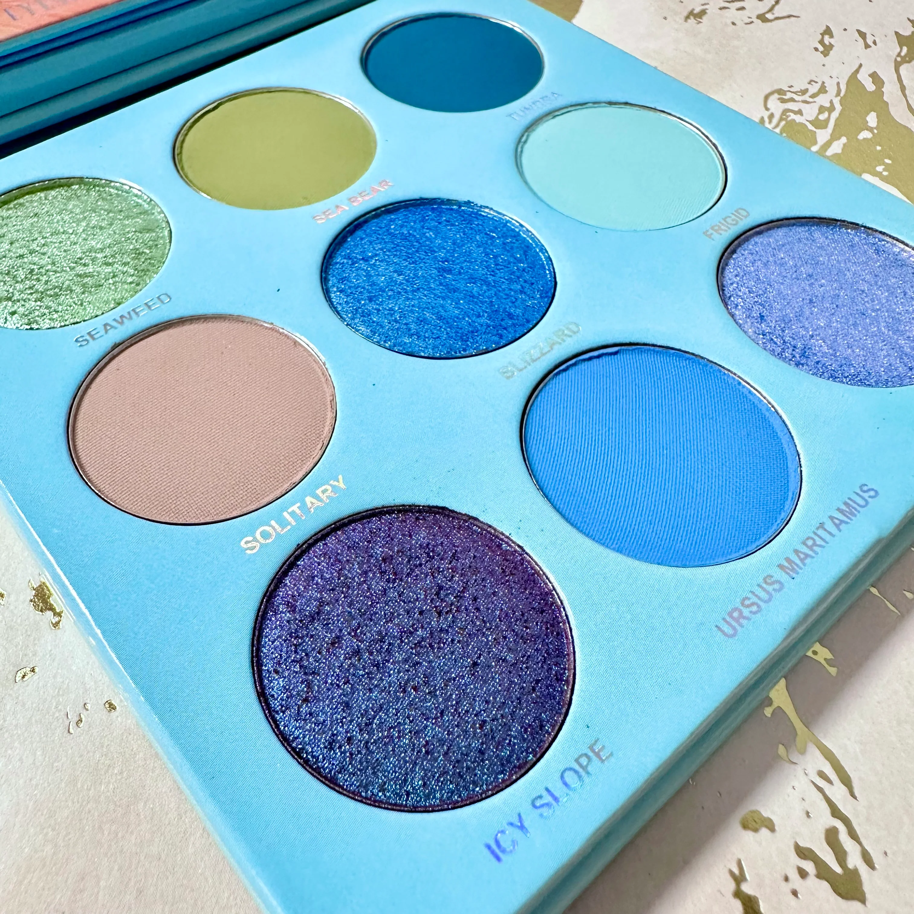 Polar Lights Eyeshadow Palette - Image 7