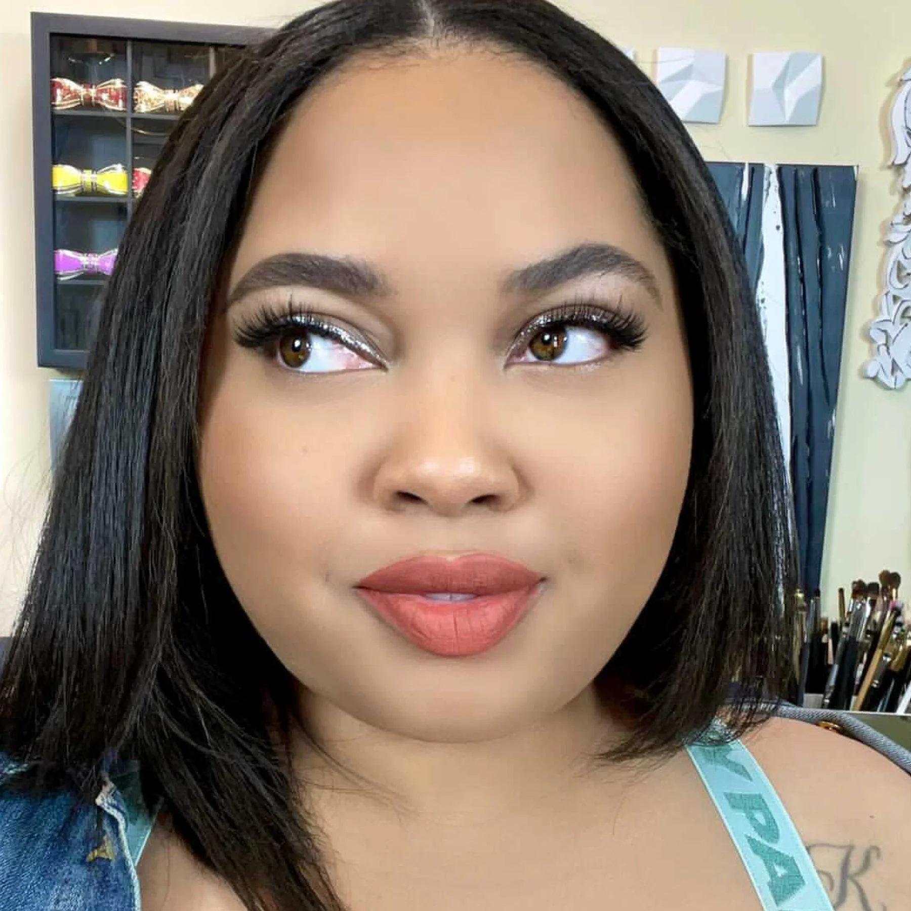 Terracotta Long Lasting Matte Liquid Lipstick - Image 5