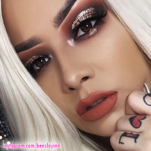 Terracotta Long Lasting Matte Liquid Lipstick - Image 6